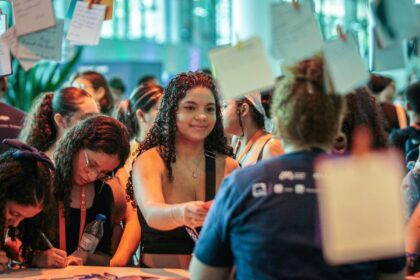 sao-paulo-reune-jovens-para-fomentar-ensino-tecnico-e-divulgar-emprego