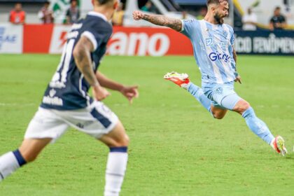 com-emocao,-remo-e-paysandu-ficam-no-empate-pelo-campeonato-paraense