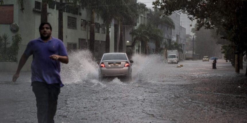 defesa-civil-emite-novo-alerta-severo-para-chuvas-em-sao-paulo