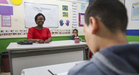 Programa Mais Professores dá desconto a docentes em hospedagens