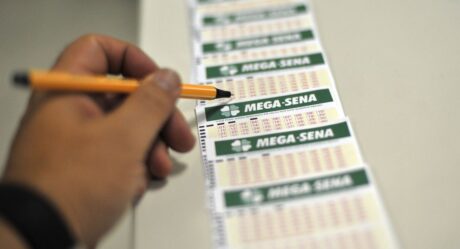 Mega-Sena acumula novamente e prêmio vai a R$ 33 milhões