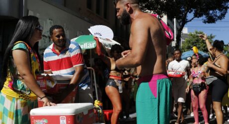 Ambulantes terão “creche” para deixar os filhos no carnaval do Rio